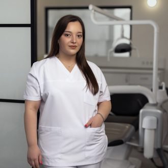 ელენე ბაქრაძე